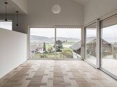 Le bois est également visible à l'intérieur